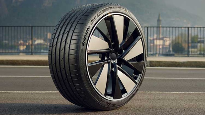 Электрохэтчбек Cupra Born оснастят шинами Hankook