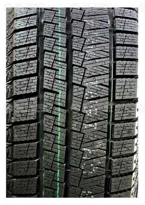 Kapsen SnowShoes AW33 225/50 R17 98H