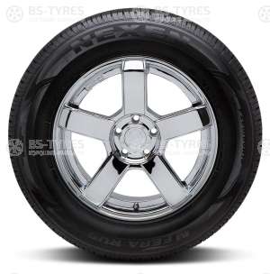 Roadstone N`Fera RU5 235/55 R18 102V